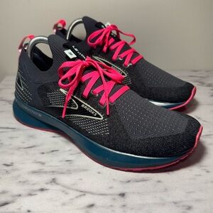 Brooks Levitate 5 Stealthfit Black/Pink Athletic Running Shoes Women’s size 9